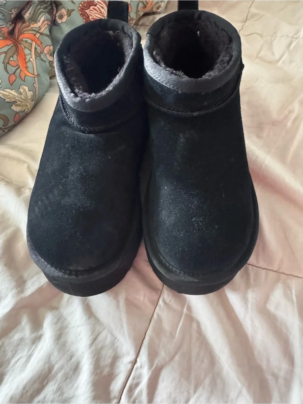 Lamo Women's Black Winter Cozy Booties- platform